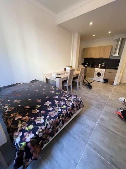 Nice : Magnifique Appartement En Centre Ville ! Екстериор снимка